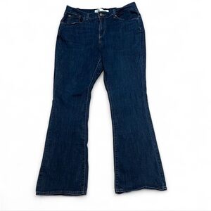 Signature Levi Strauss Denim Bootcut Curvy Comfort Fit Flare Jeans Size 14 32/32